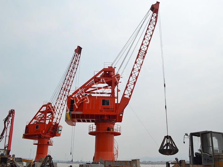 HGQ16t-25m 固定式碼頭吊機(jī)